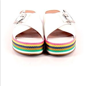 🎭 SOLD 🎭 Louise et Cie Wedges Size 8